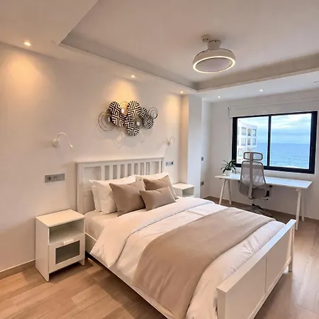 Playa Paraiso Reformed Seaview With Air Conditioning * Адехе