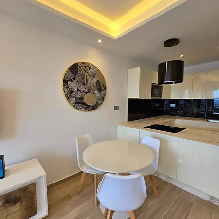 Playa Paraiso Reformed Seaview With Air Conditioning *